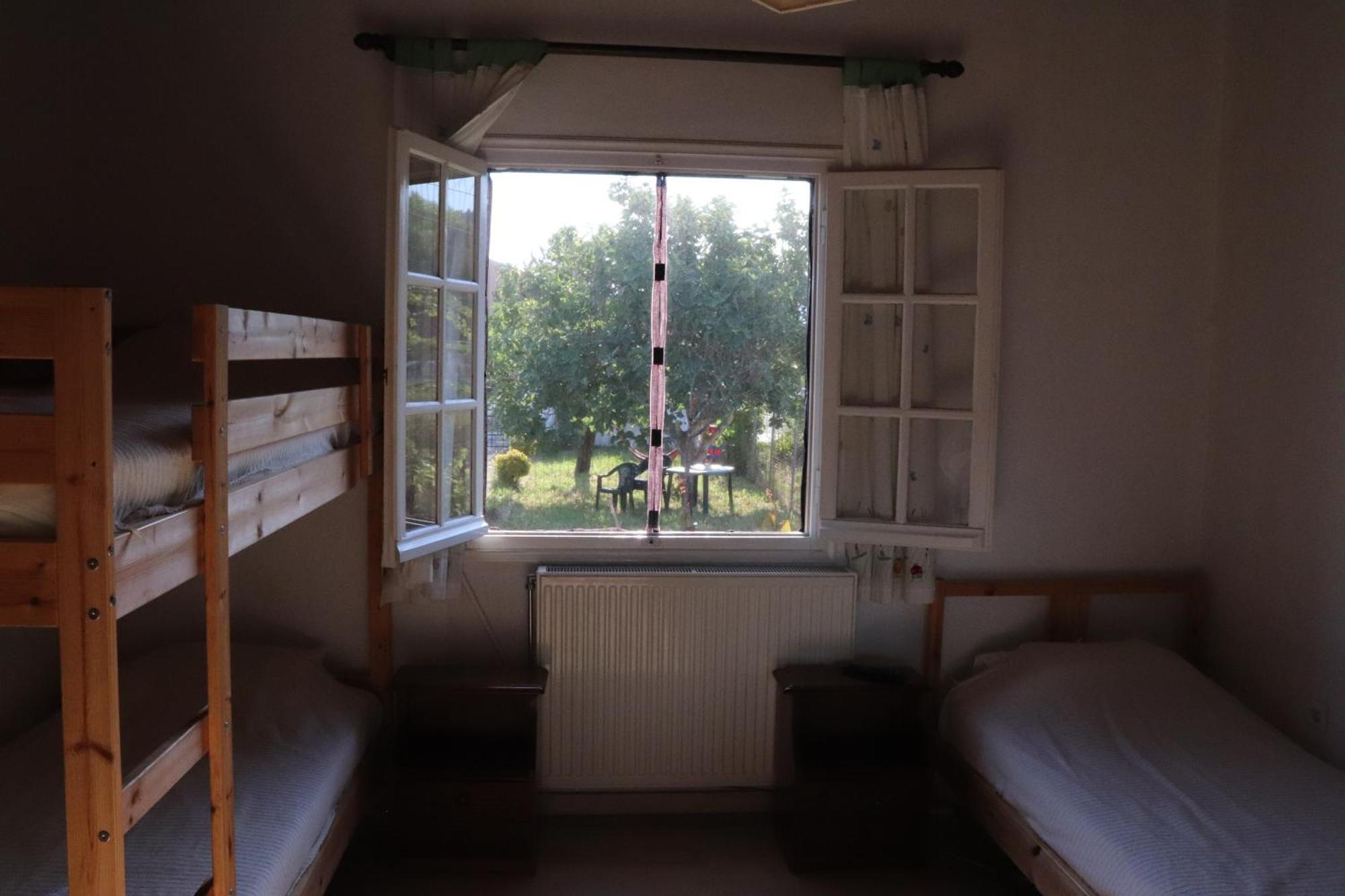 Beautiful Nearby Beach House With Garden, Private Pool And Large Yard Sidárion Exterior foto
